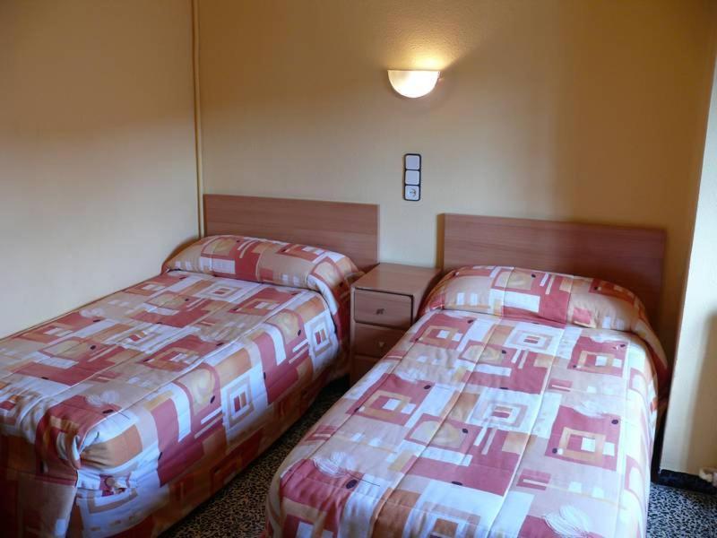 Hostal Rodes Mequinenza Room photo